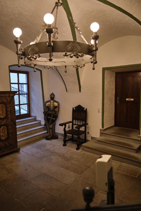 Wirtshaus Im Schloss Fuersteneck Fursteneck Exterior foto